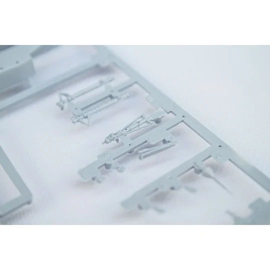 STARTER KIT SU-27 UB/P Ukraine, 1/72 - Heller 56371