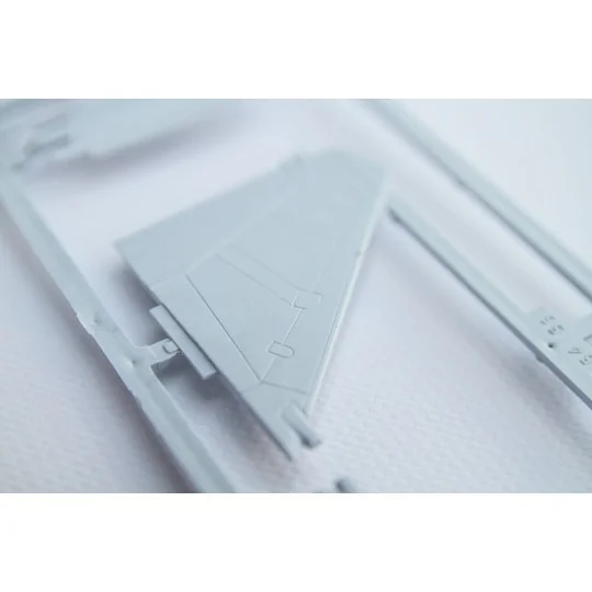 STARTER KIT SU-27 UB/P Ukraine, 1/72 - Heller 56371