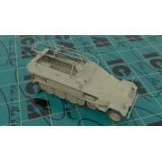 Sd.Kfz.251/6 Ausf.A with Crew, Limited, 1/35 - ICM 35104