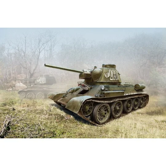 T-34/76 late 1943 production WWII Soviet Medium Tank - ICM 35366