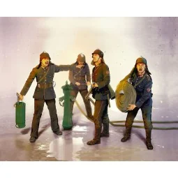 WWII German Firemen (4 figures), 1/35 - ICM 35632