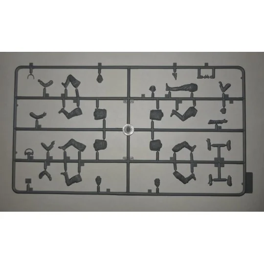 German Command Vehicle Crew (1939-1942) (4 figures) - ICM 35644