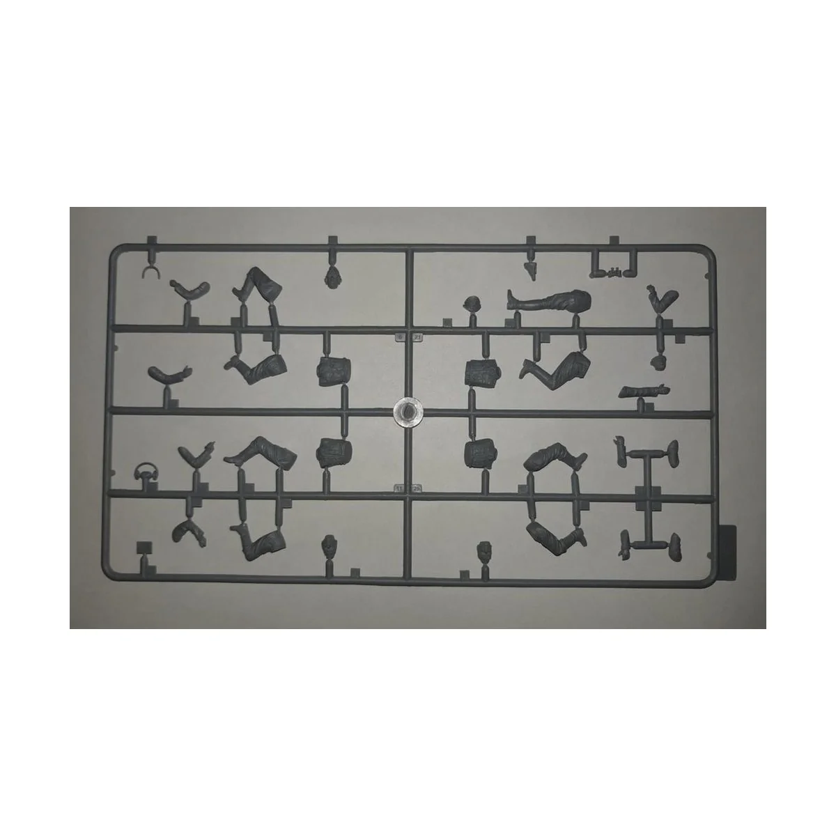 German Command Vehicle Crew (1939-1942) (4 figures) - ICM 35644