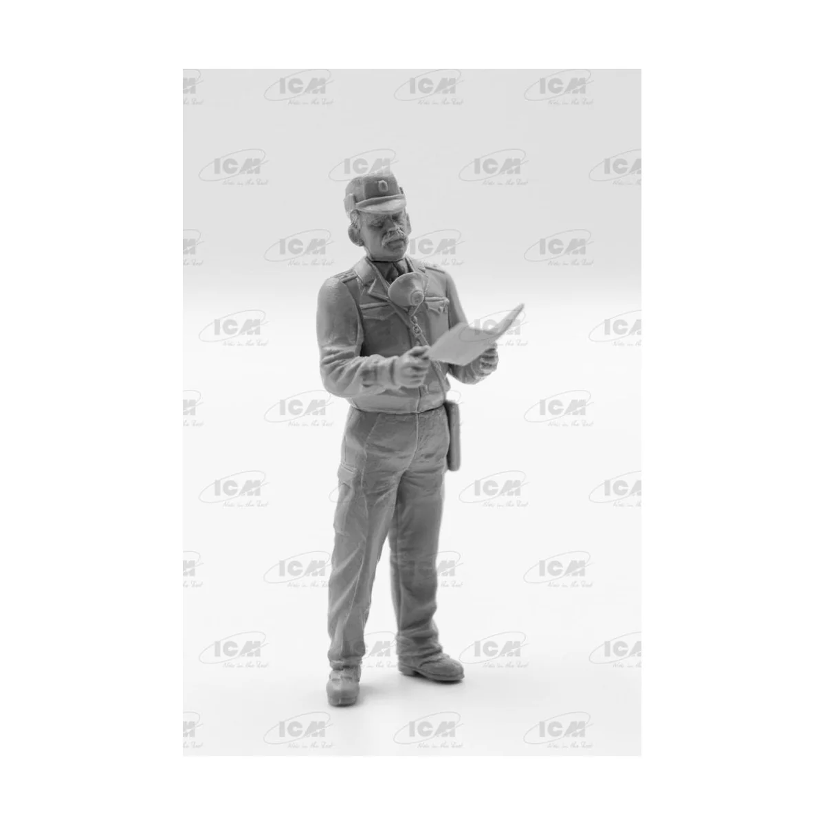 Chernobyl1.Radiation Monitoring Stat(ZiL-131KShM truck&5figu&dioram...