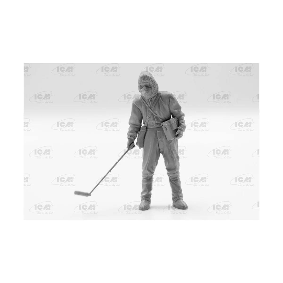 Chernobyl1.Radiation Monitoring Stat(ZiL-131KShM truck&5figu&dioram...