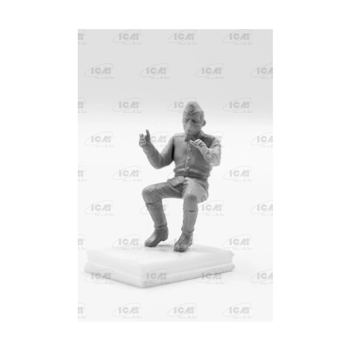 Chernobyl1.Radiation Monitoring Stat(ZiL-131KShM truck&5figu&dioram...