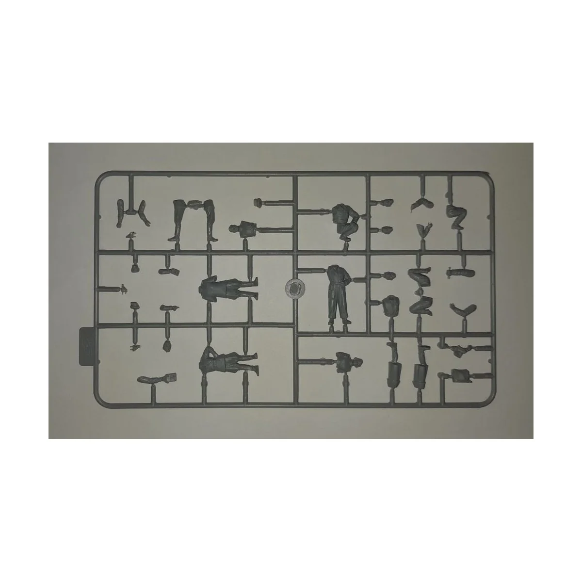 U-2/Po-2VS with Soviet Pilots & GP (1943 -1945) Limited, 1/48 - ICM...