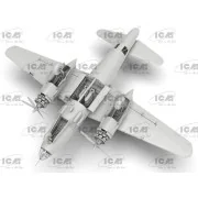B-26B Marauder, WWII American Bomber (100% new molds), 1/48 - ICM 4...