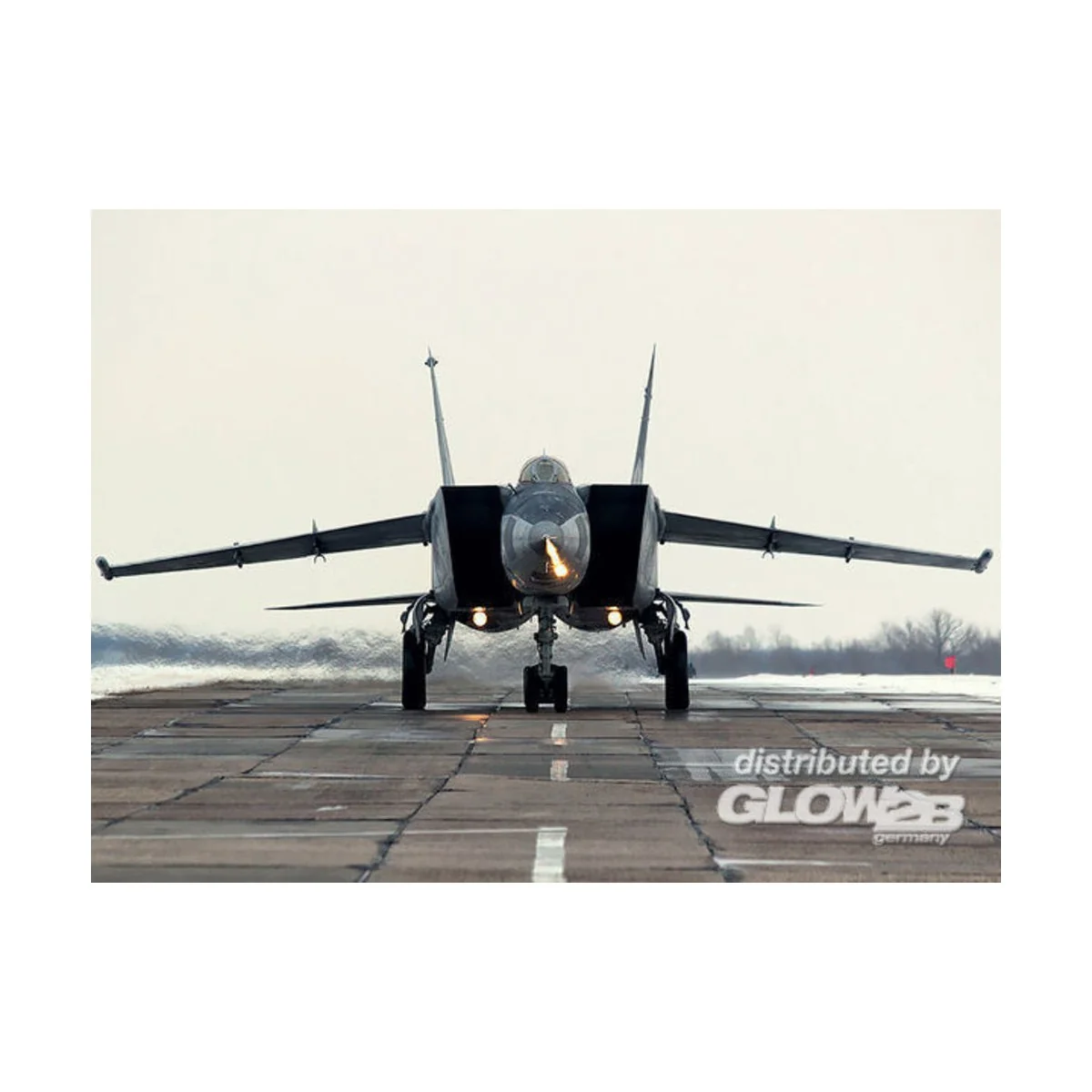 MiG-25 RB Sovit Reconnaissance Plane - ICM 48902