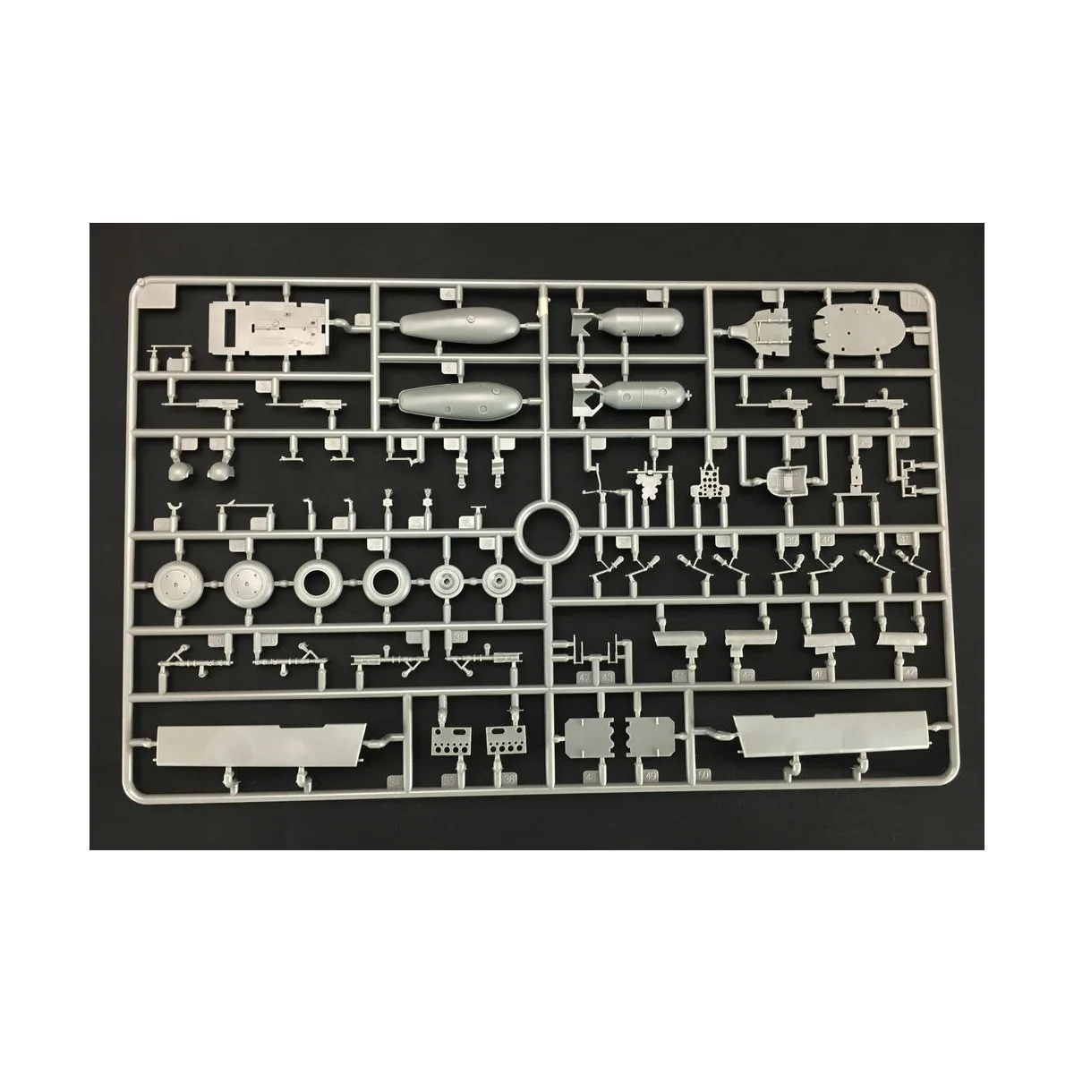 Curtiss P-40C (Hawk 81-A2) Fighter -AVG Flying Tigers - Bronco Mode...