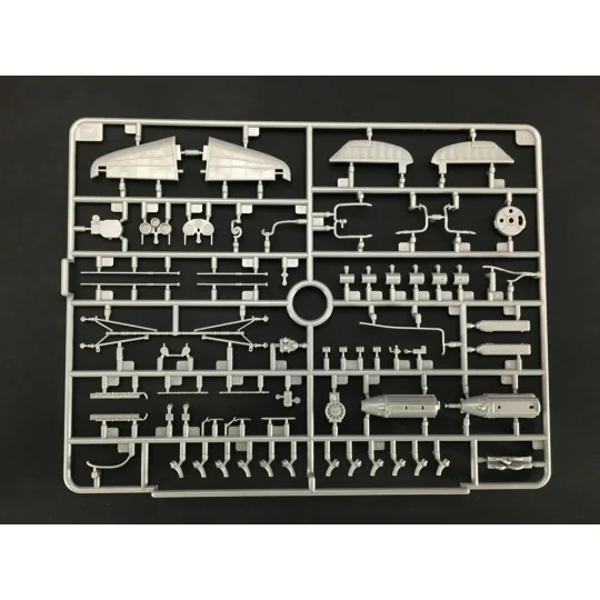 Curtiss P-40C (Hawk 81-A2) Fighter -AVG Flying Tigers - Bronco Mode...
