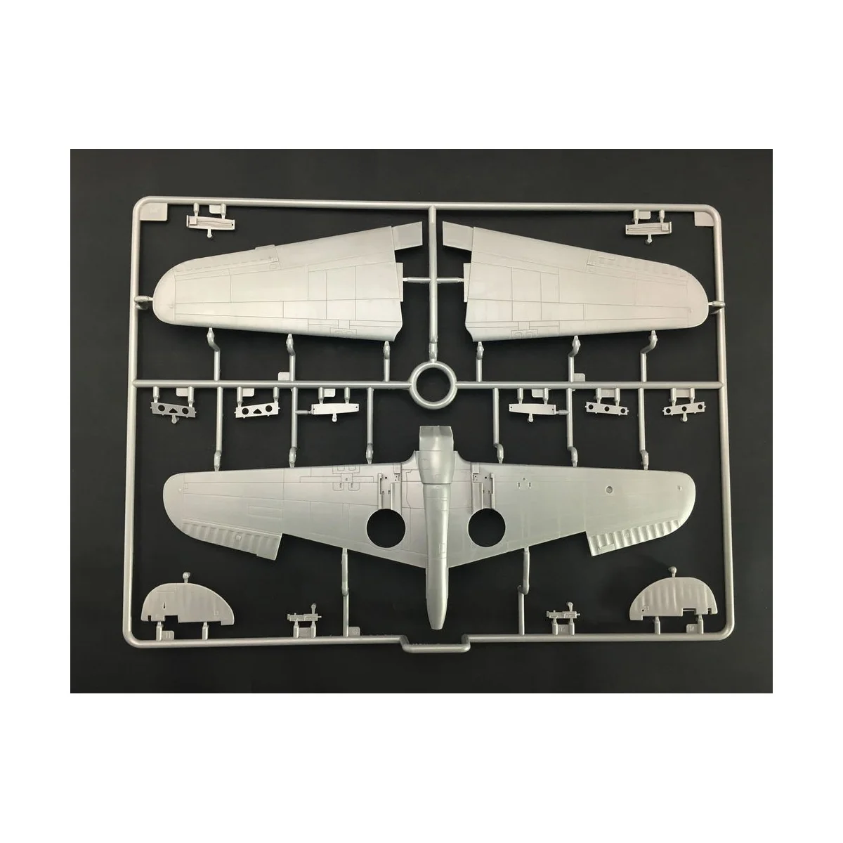 Curtiss P-40C (Hawk 81-A2) Fighter -AVG Flying Tigers - Bronco Mode...