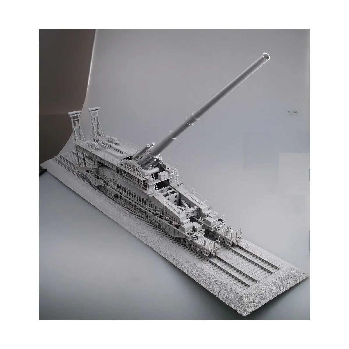 German 80cm K(E) railway gun Dora, 1/72 - Hobby Boss 82911