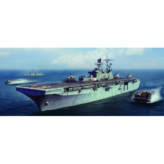 USS Bataan LHD-5, 1/700 - Hobby Boss 83406