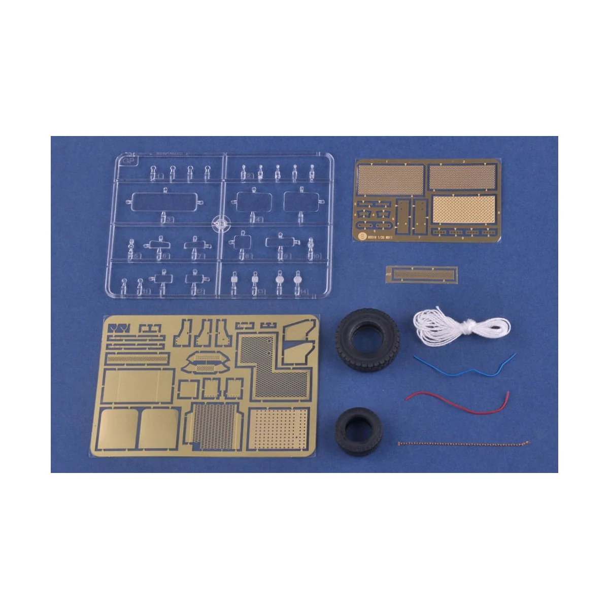 M911 C-HET w/m747 Heavy Equipment Semi- Trailer - Hobby Boss 85519