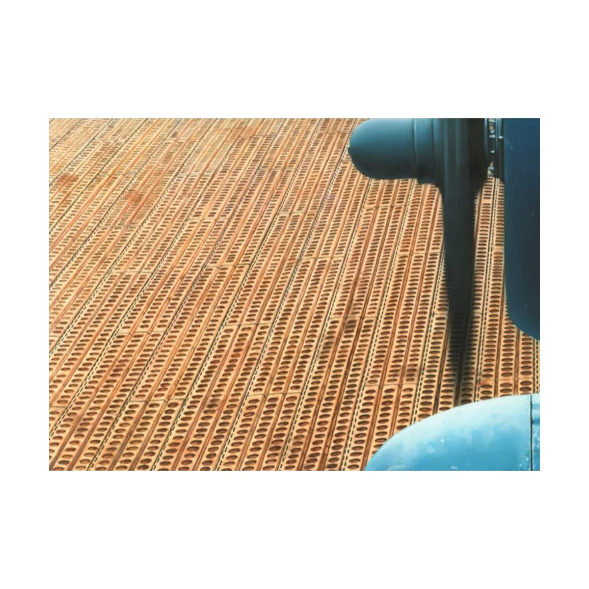 Allied Airfield with PSP cover 300x400, 1/48 - Eduard Plastic Kits ... Allied Airfield with PSP cover 300x400, 1/48 - Eduard Plastic Kits ...