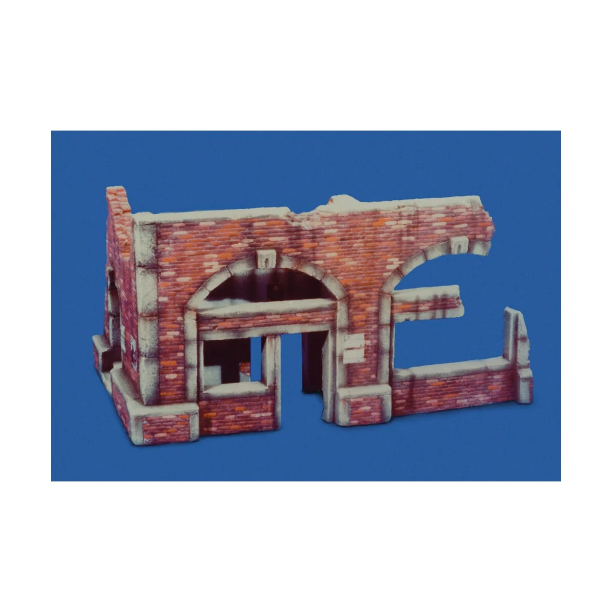 English command center ruin - Royal Model RM005