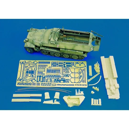 Sd. Kfz. 251 C, 1/35 - Royal Model RM051