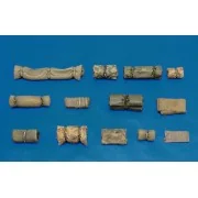 Tentpaks and bedrolls-n.1, 1/35 - Royal Model RM070
