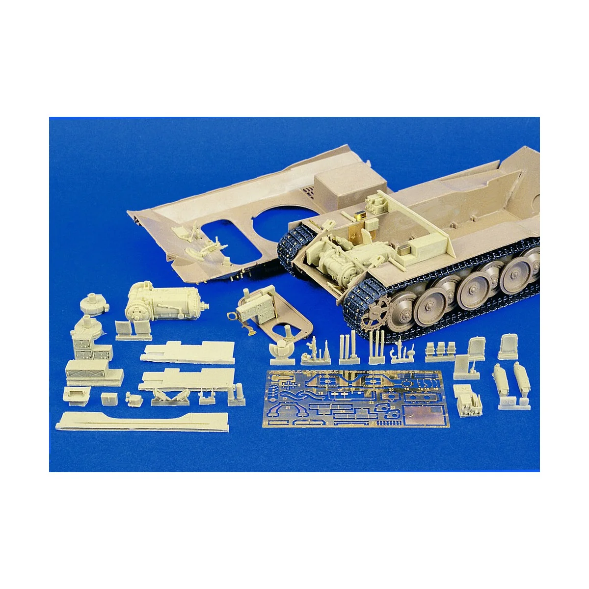 Panther A interior details n.1, 1/35 - Royal Model RM097