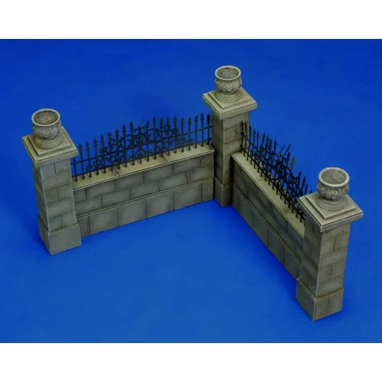 Park wall, 1/35 - Royal Model RM105