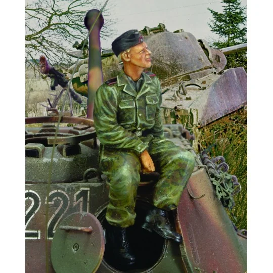 Waffen SS tanker sitting on turret-WWII - Royal Model RM156