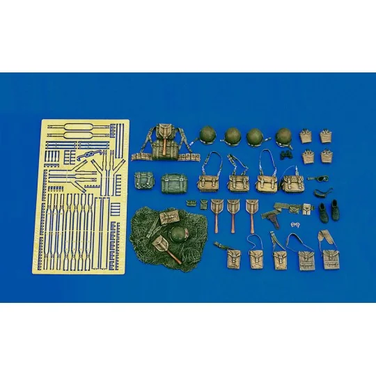 U.S. Army equipment - WWII, 1/35 - Royal Model RM202