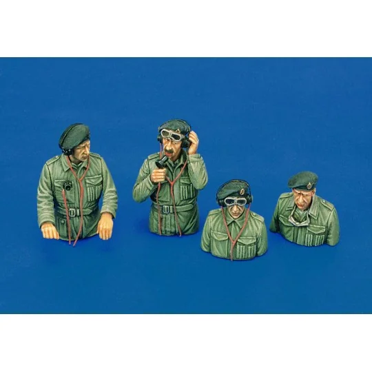 British tank crew-3/2 fig, - WWII, 1/35 - Royal Model RM231