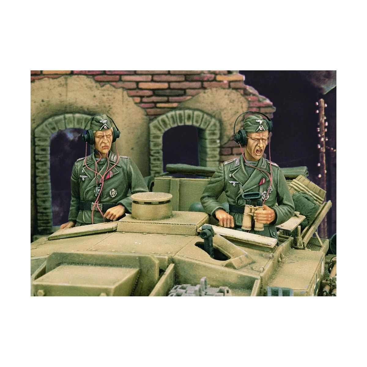 Stug III crew - WWII - Royal Model RM234