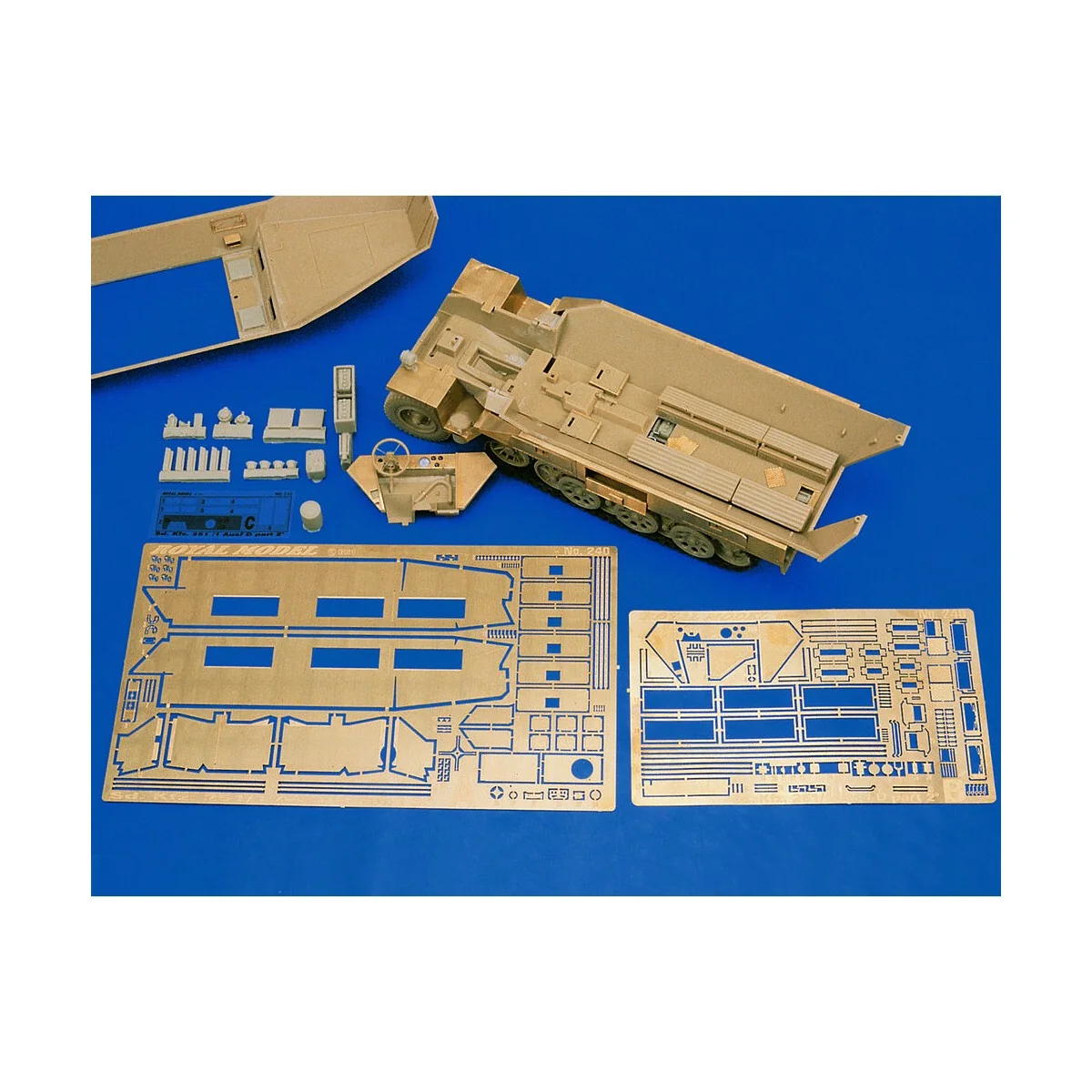 Sd. Kfz. 251D part 2 (for Tamiya kit) - Royal Model RM240
