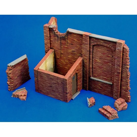 European storehouse ruin-Part 2 - Royal Model RM260