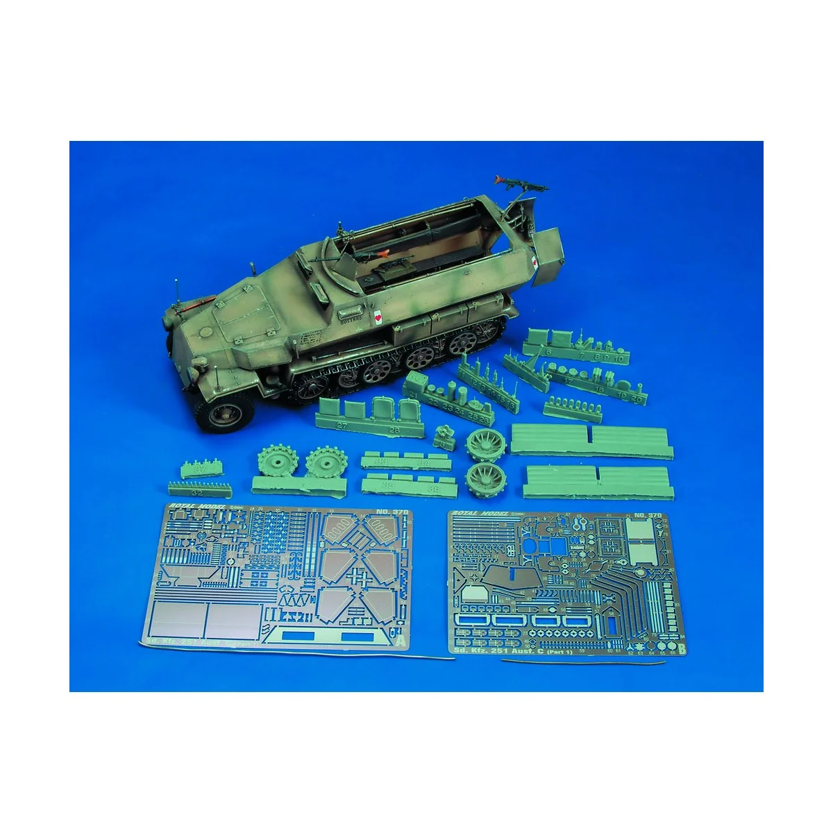 Sd.Kfz. 251C part 1 (for Dragon kit) - Royal Model RM370