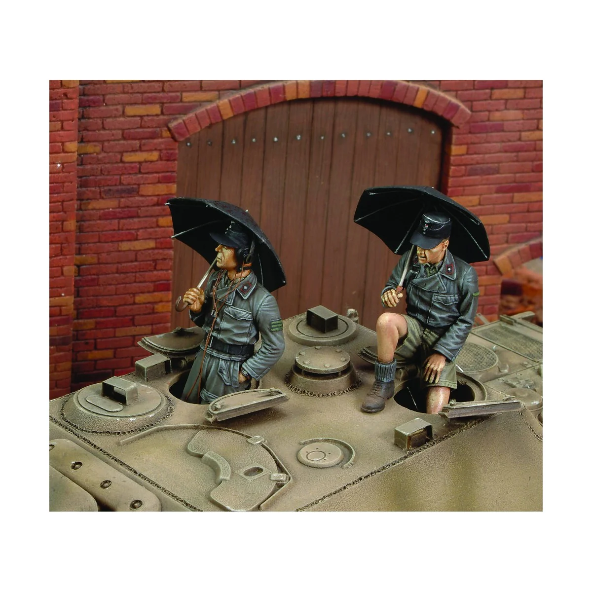 German Tankers-Italy 1944, 1/35 - Royal Model RM413