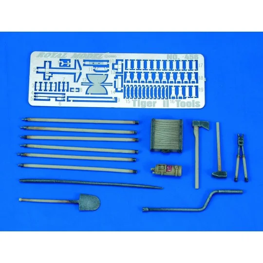 Tiger II Tools & Holders-WWII, 1/35 - Royal Model RM456