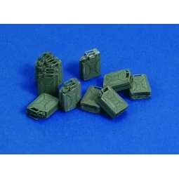 Italian Jerrycans-WWII, 1/35 - Royal Model RM513