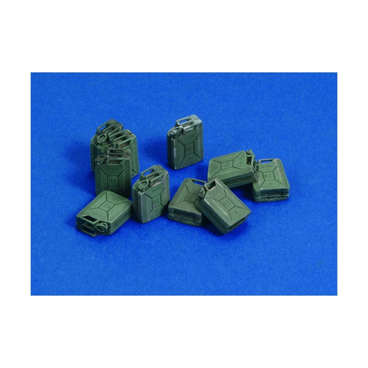 Italian Jerrycans-WWII, 1/35 - Royal Model RM513