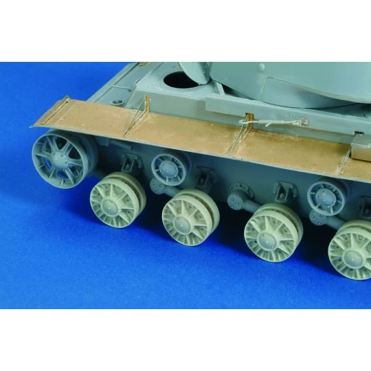Wheels KVI/KV85 & KV18 'SU152', 1/35 - Royal Model RM530