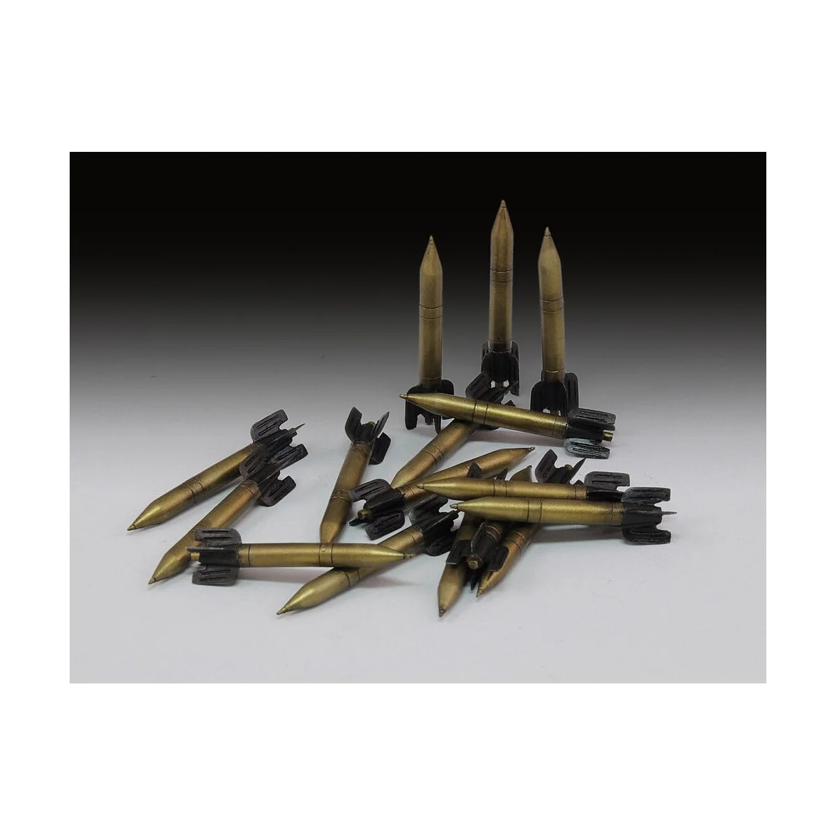 Katiusha rockets - Royal Model RM562