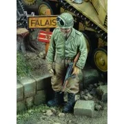 US tanker with Thompson sub machine gun-WWII, 1/35 - Royal Model RM563