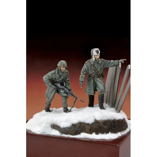 Italian infantryman and officer 'Russia 1943', 1/35 - Royal Model R...