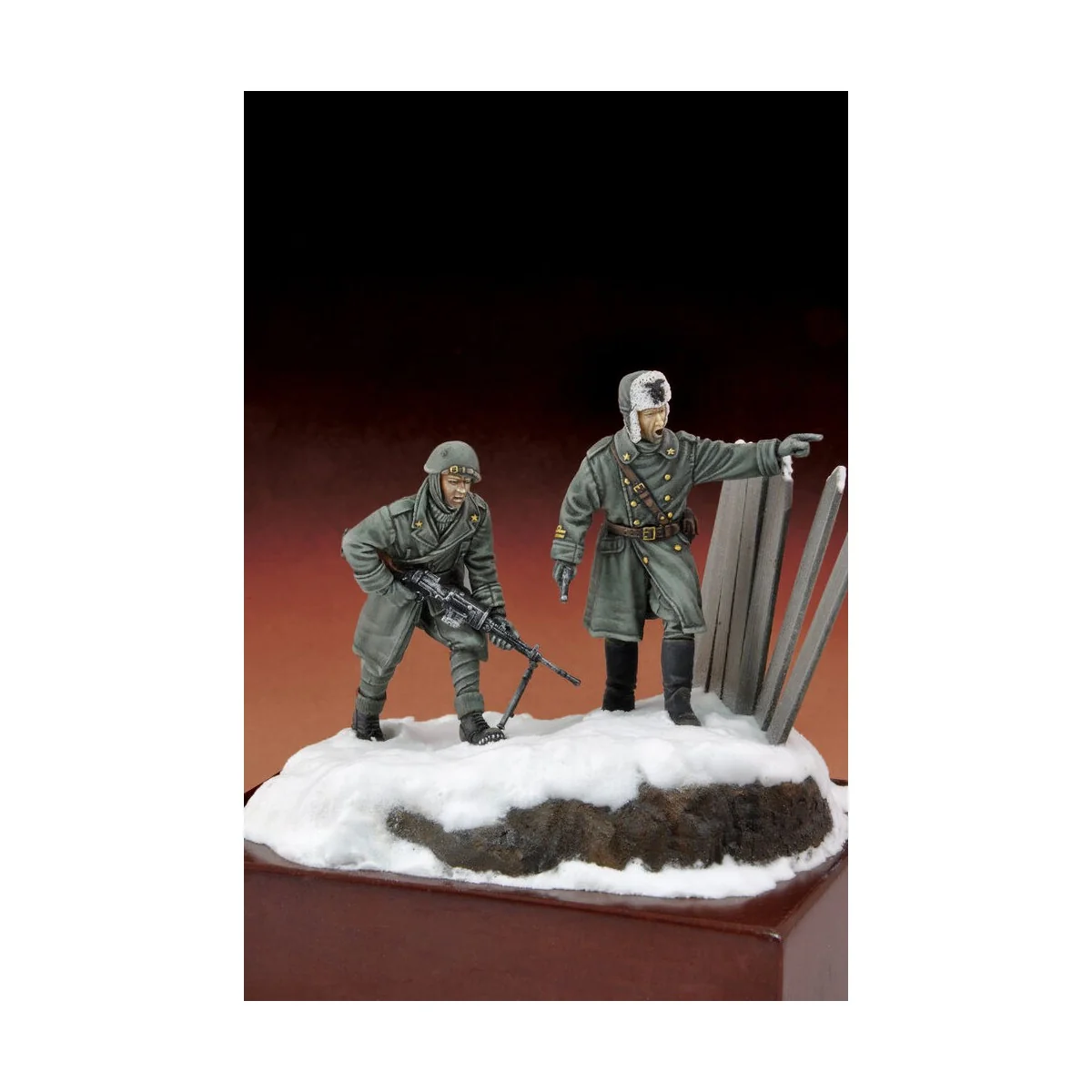 Italian infantryman and officer 'Russia 1943', 1/35 - Royal Model R...