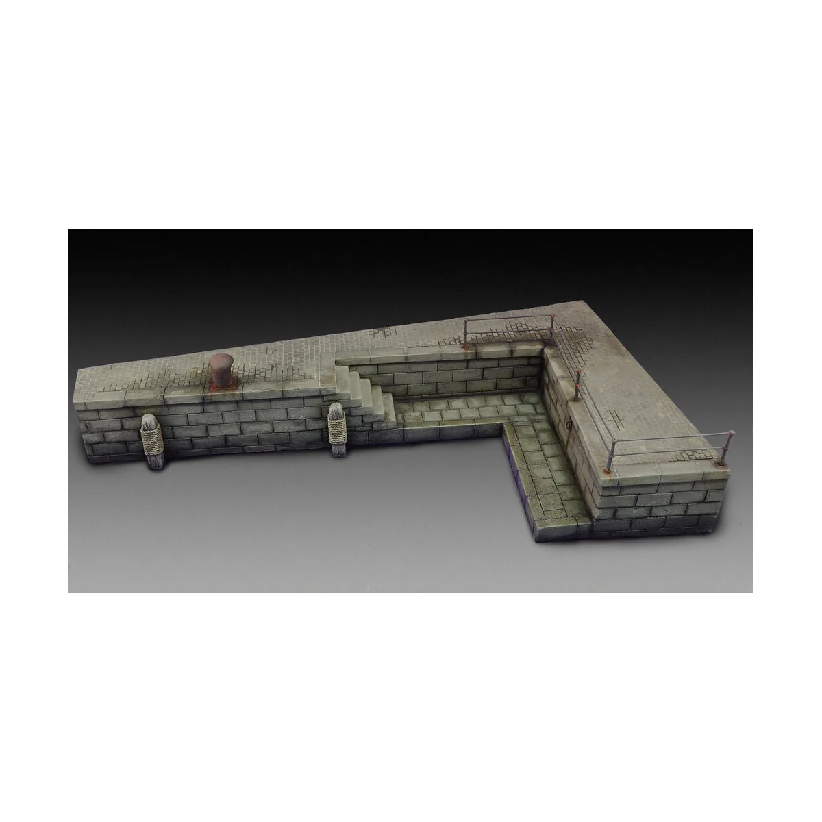 Wharf section, 1/35 - Royal Model RM594