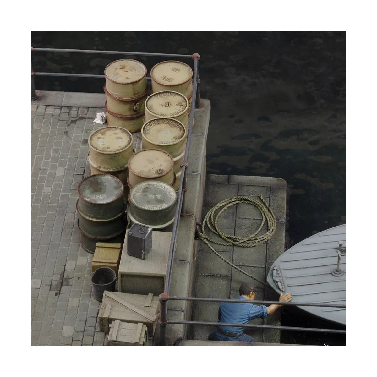 Italian oil drums-WWII - Royal Model RM623