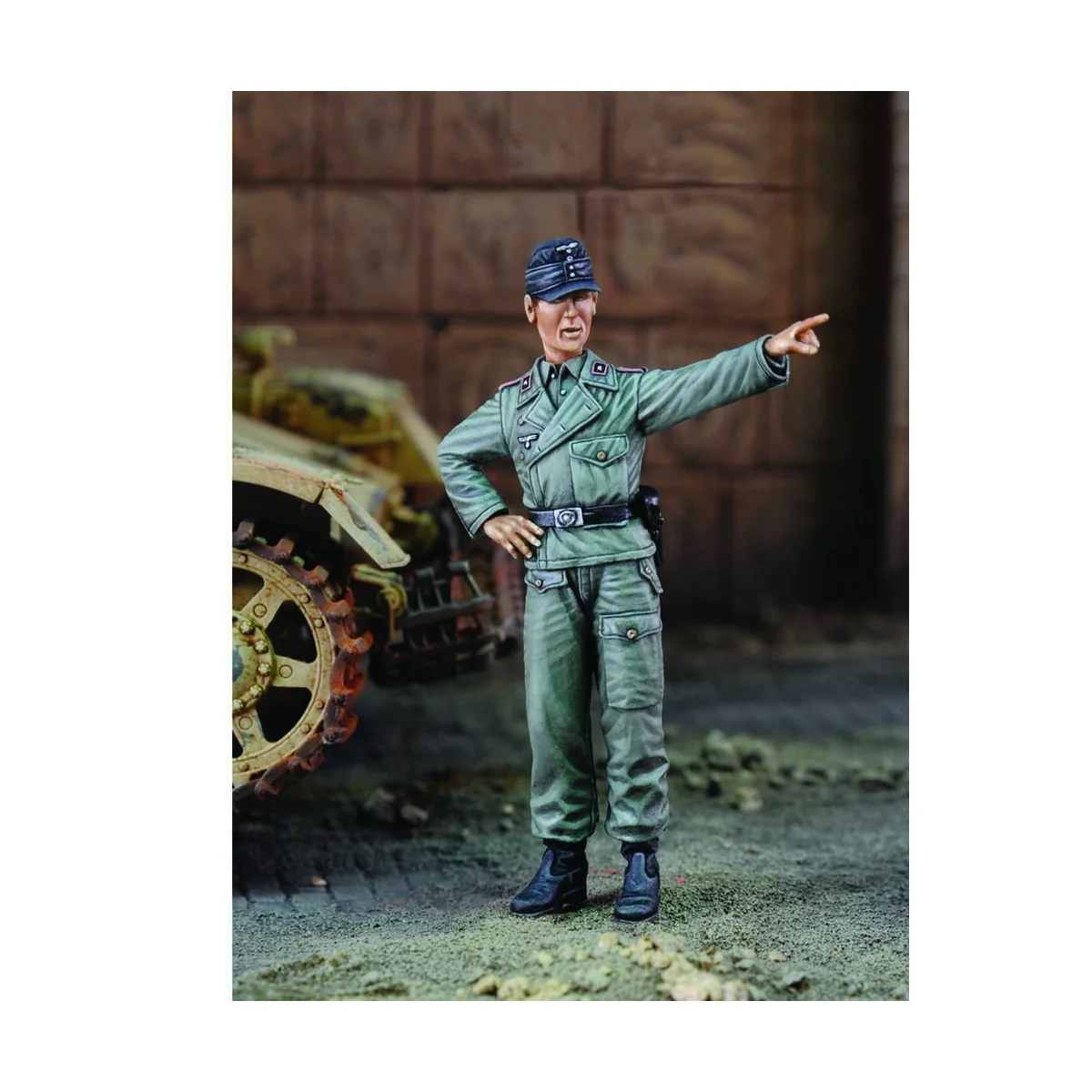 Panzer IV crewman (Normandy 1944), 1/35 - Royal Model RM631