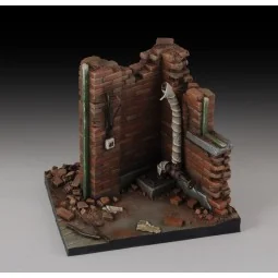Factory corner ruin - Royal Model RM651