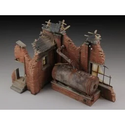 Factory ruin with steam boiler - Royal Model RM656