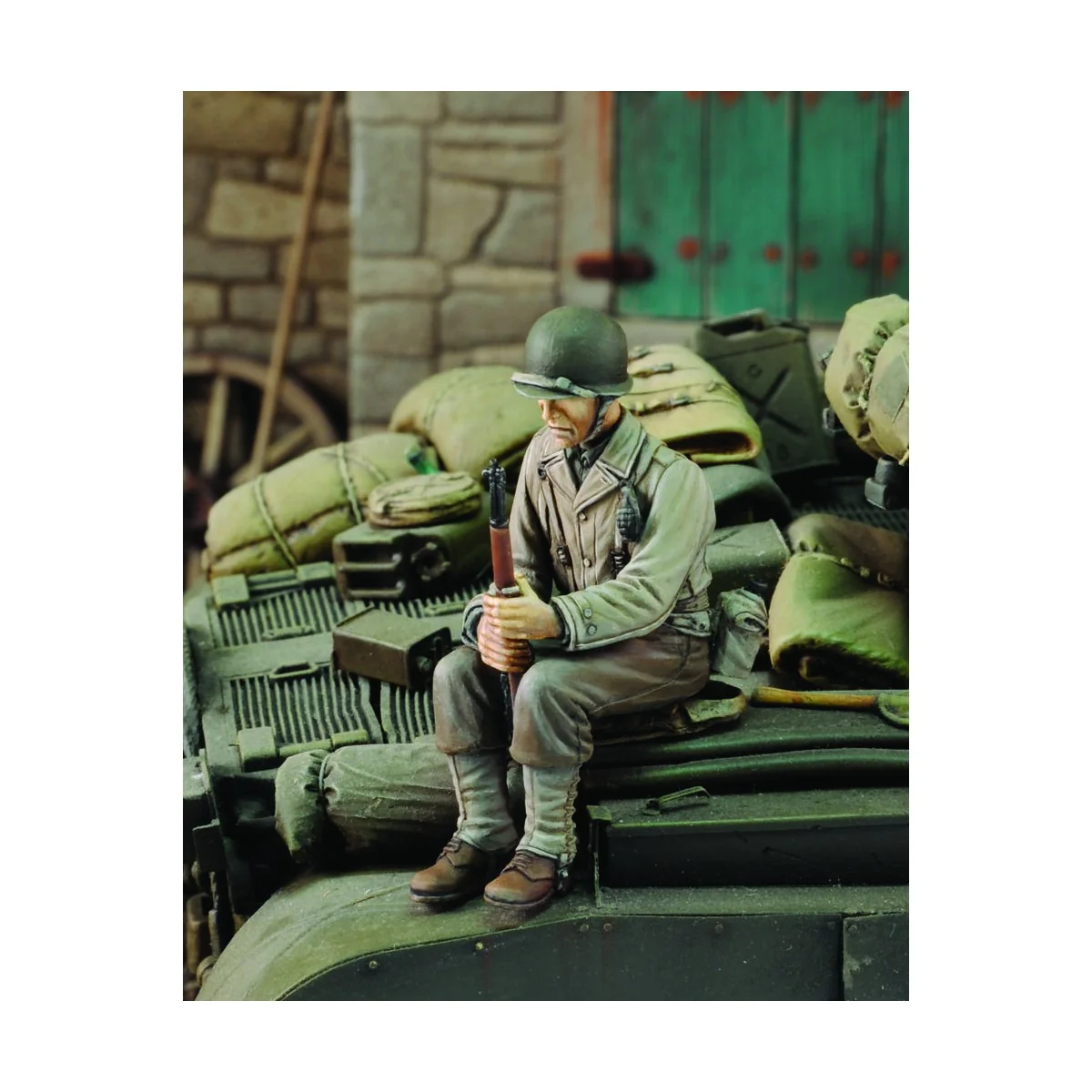 U.S. Infantry at rest with rifle-no.2 -WWII - Royal Model RM661