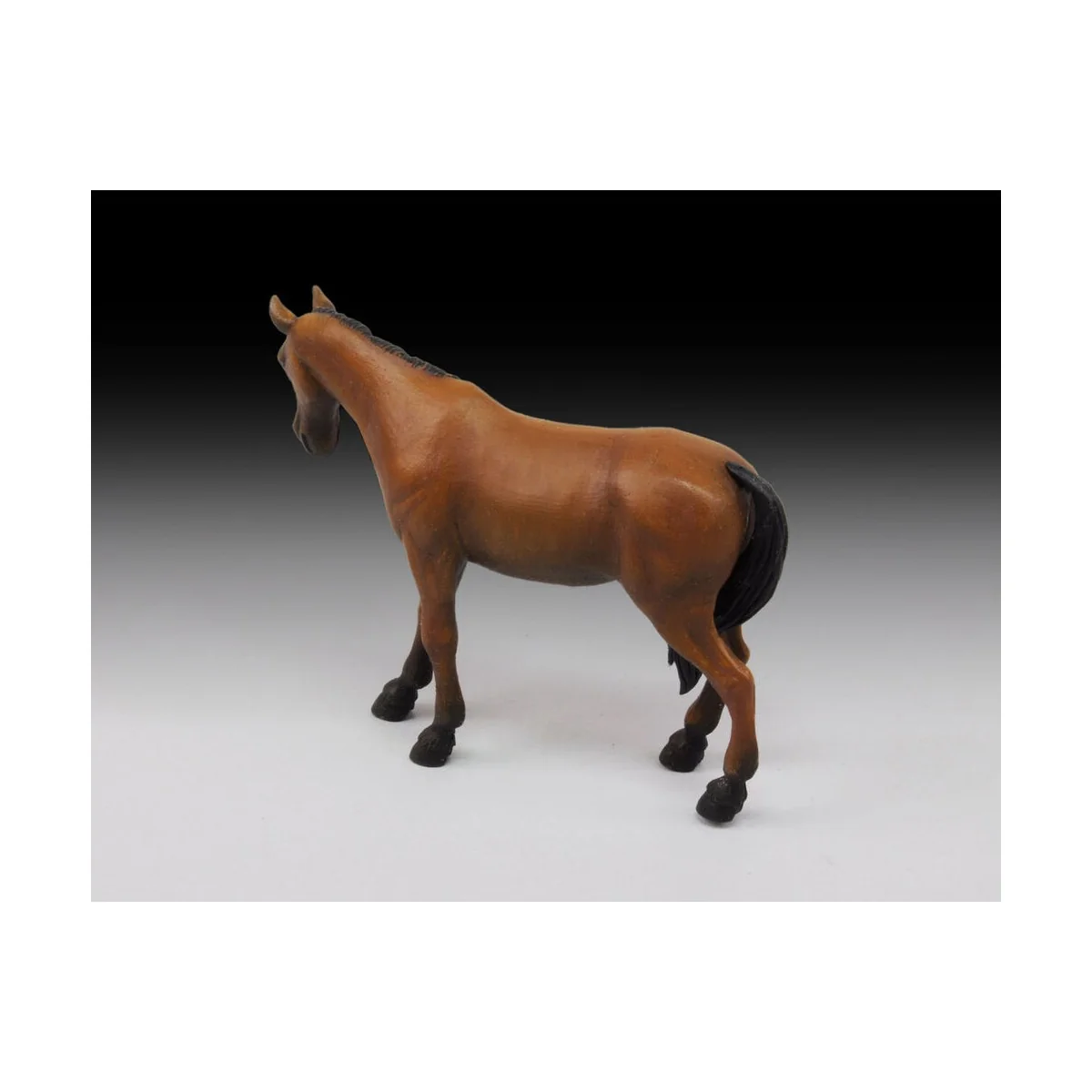 Horse - Royal Model RM701