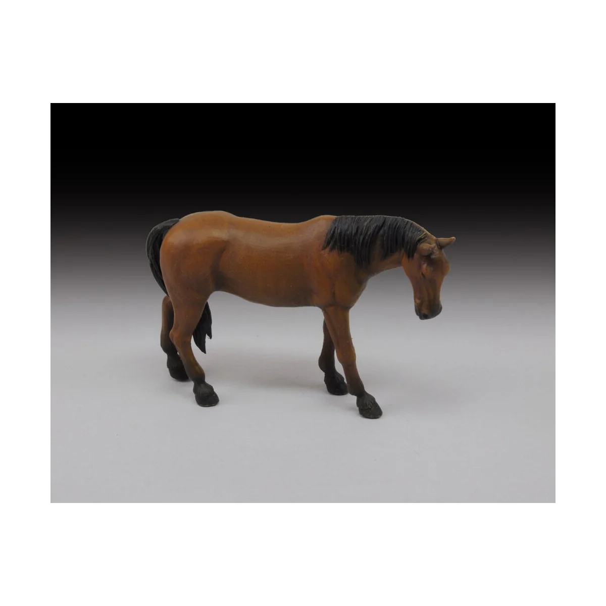 Horse - Royal Model RM701