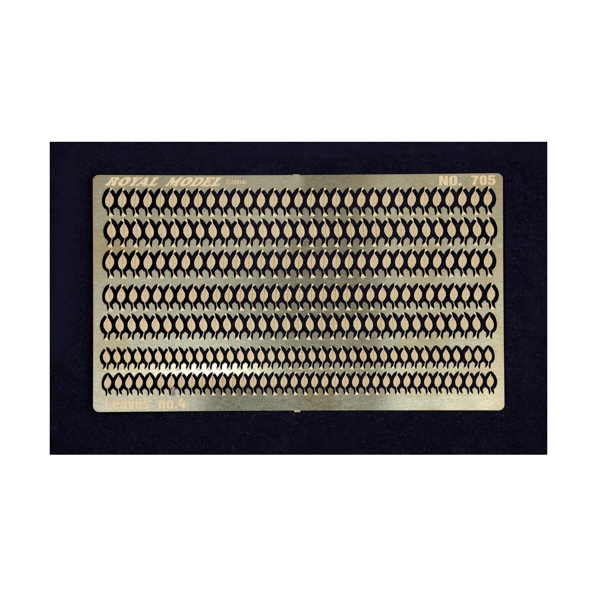 Leaves no.4 - Royal Model RM705